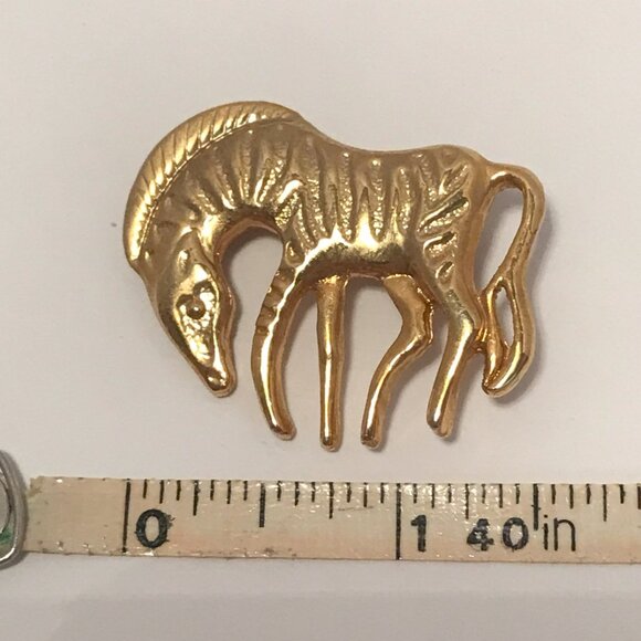 Zebra Brooch - Picture 4 of 4